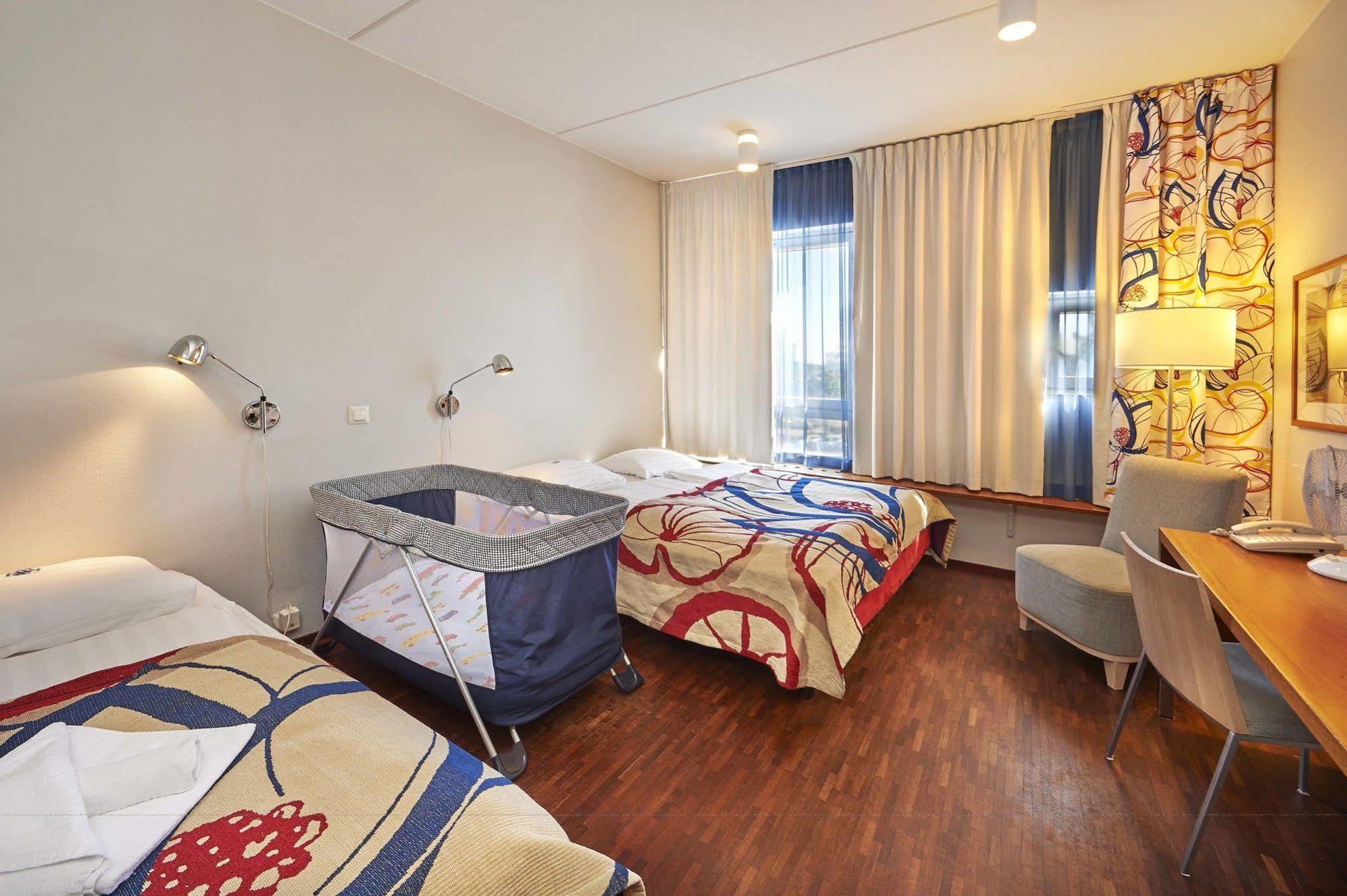 Scandic Helsinki Aviapolis 4*